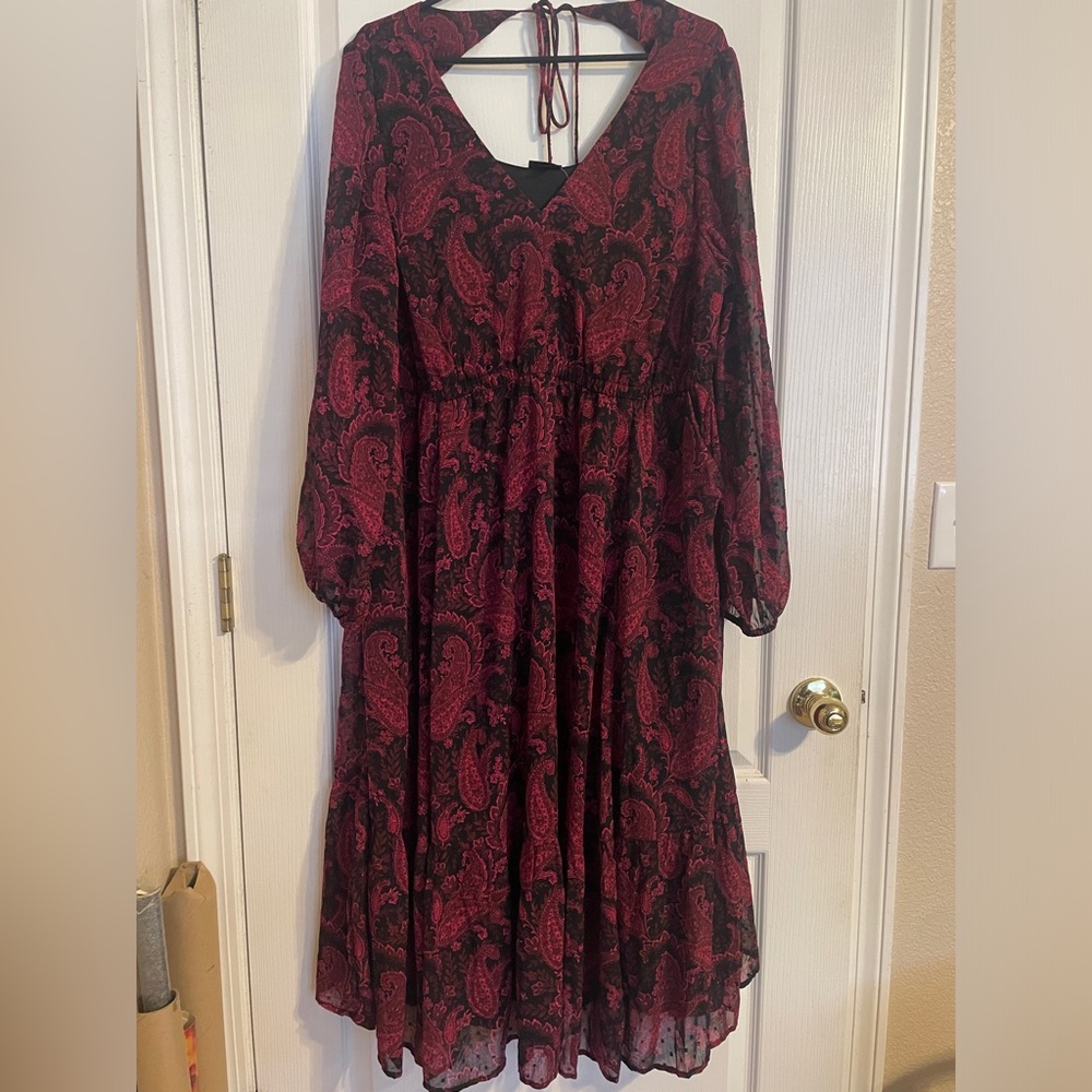 Elegant Paisley Print Dress